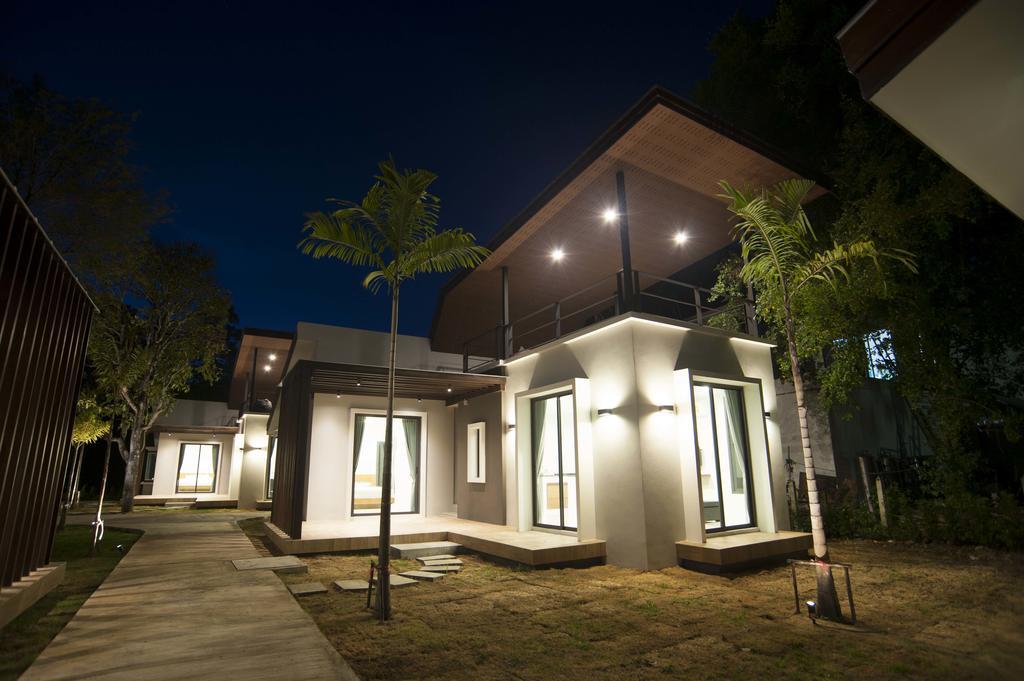 Sea Space Villa Phuket Rawai Exterior photo
